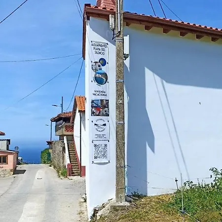 Playa Del Silencio * Castaneras